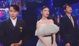 两个人吃瓜的娱乐,揭秘两位吃瓜群众的欢乐时光