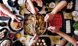 娱乐吃瓜酱吃火锅,娱乐吃瓜酱带你探秘火锅江湖